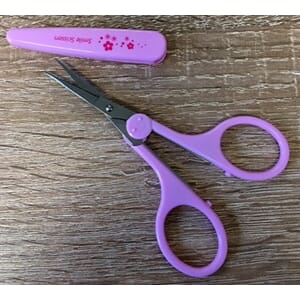 3D- scissors with protecting cap.