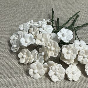 Papirdesign - Små blomster, hvit