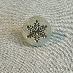 Papirdesign lakkstempel, snøkrystall