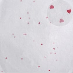 Håndlaget papir, hvit med røde hjerter, 25 ark