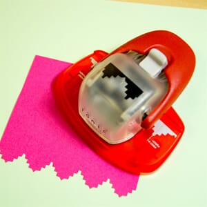 SIMPLICITY PATTERN PUNCH - SCALLOPED DIAMOND